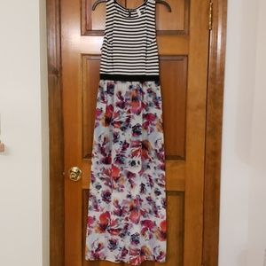 Xhiraration Maxi Dress